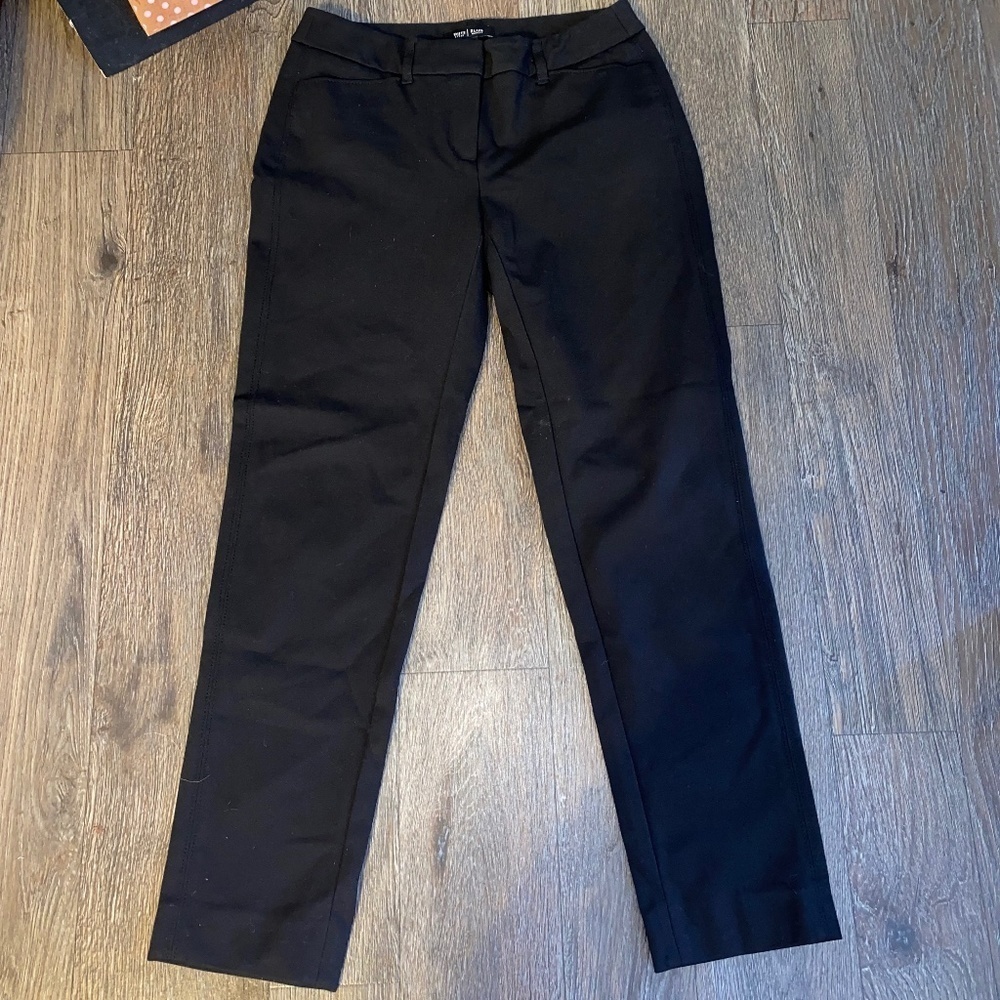 White House black market size 0 regular black pants